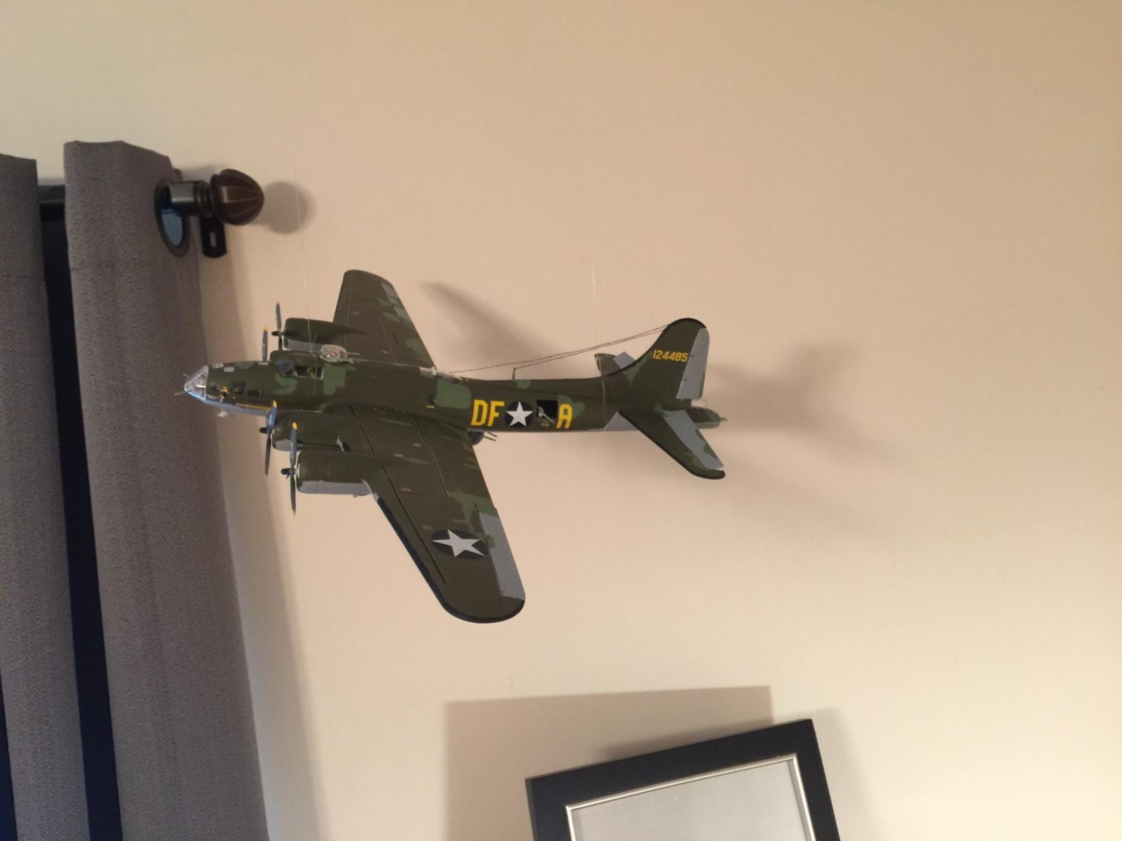 Revell of Germany B-17F Memphis Belle Plastic Model Kit customer photo 1