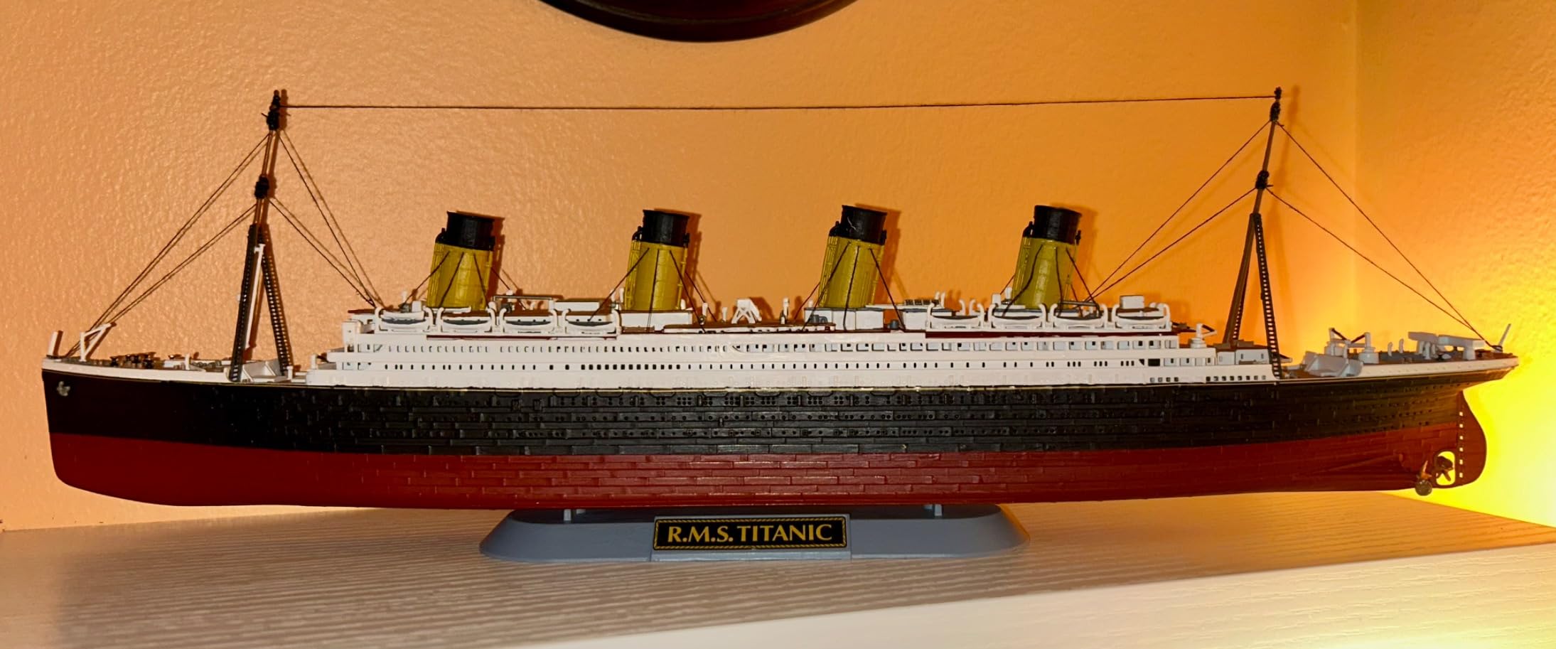 Revell of Germany RMS Titanic Plastic Model Kit customer photo 3