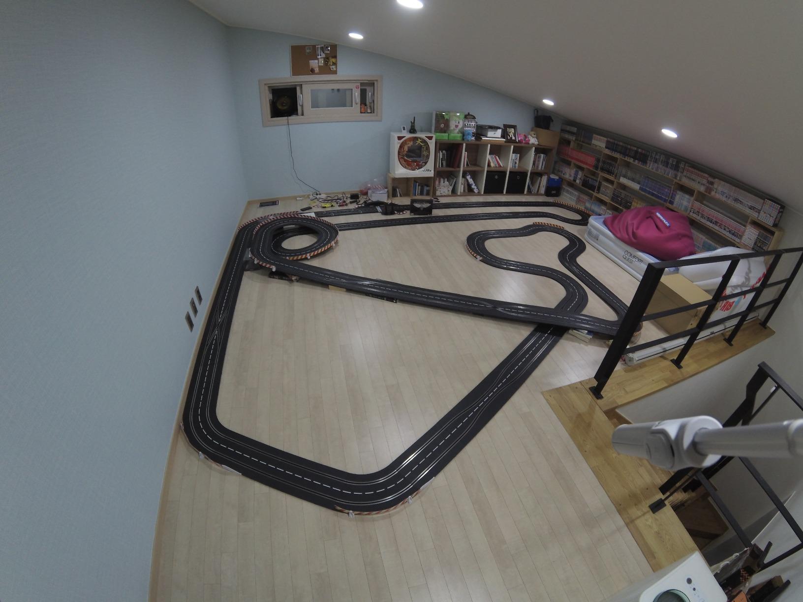 30363 Left Curve Lane Change Out to in Track Section add on Expansion Accessory Part Compatible with Digital 132 and 124 Slot car Tracks customer photo 1