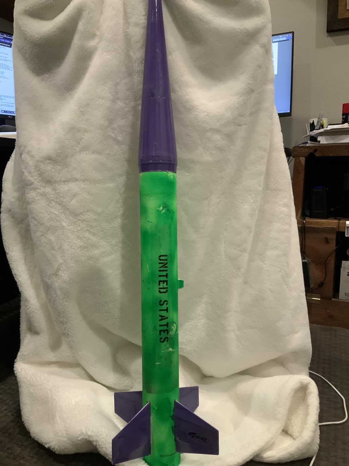 Estes 009704 Nike Smoke Pro Series II STEM Rocket customer photo 1