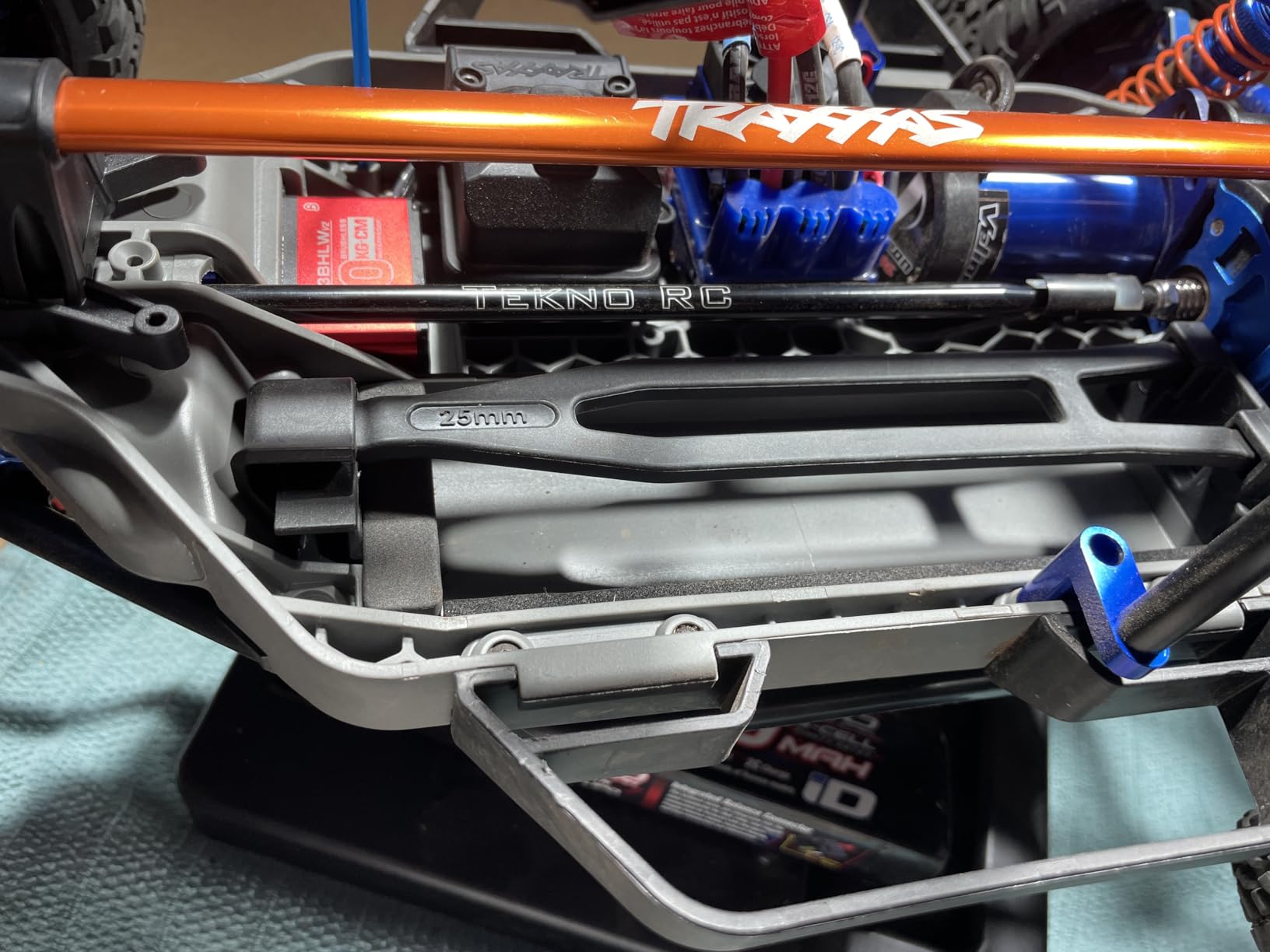 Tekno RC 6855 Big Bone Center Driveshaft and Outdrives customer photo 2