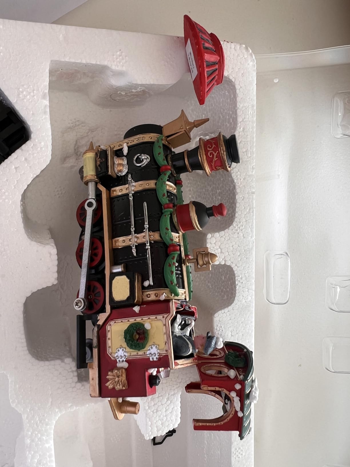 Lemax 24472 Village Yuletide Express Battery Operated Train, 4.5 Volt customer photo 1