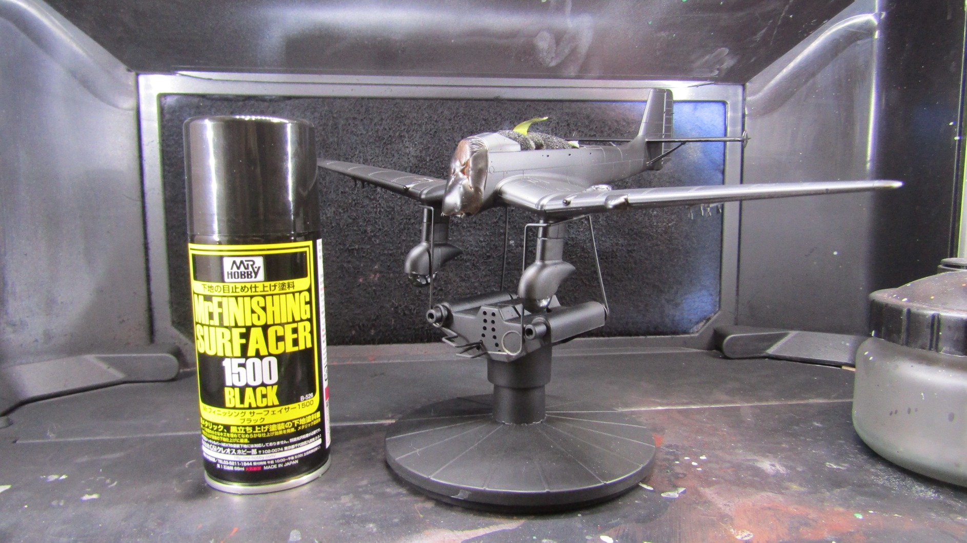GSI Creos - B526 Mr. Finishing Surfacer 1500 Black, Mr. Hobby customer photo 1