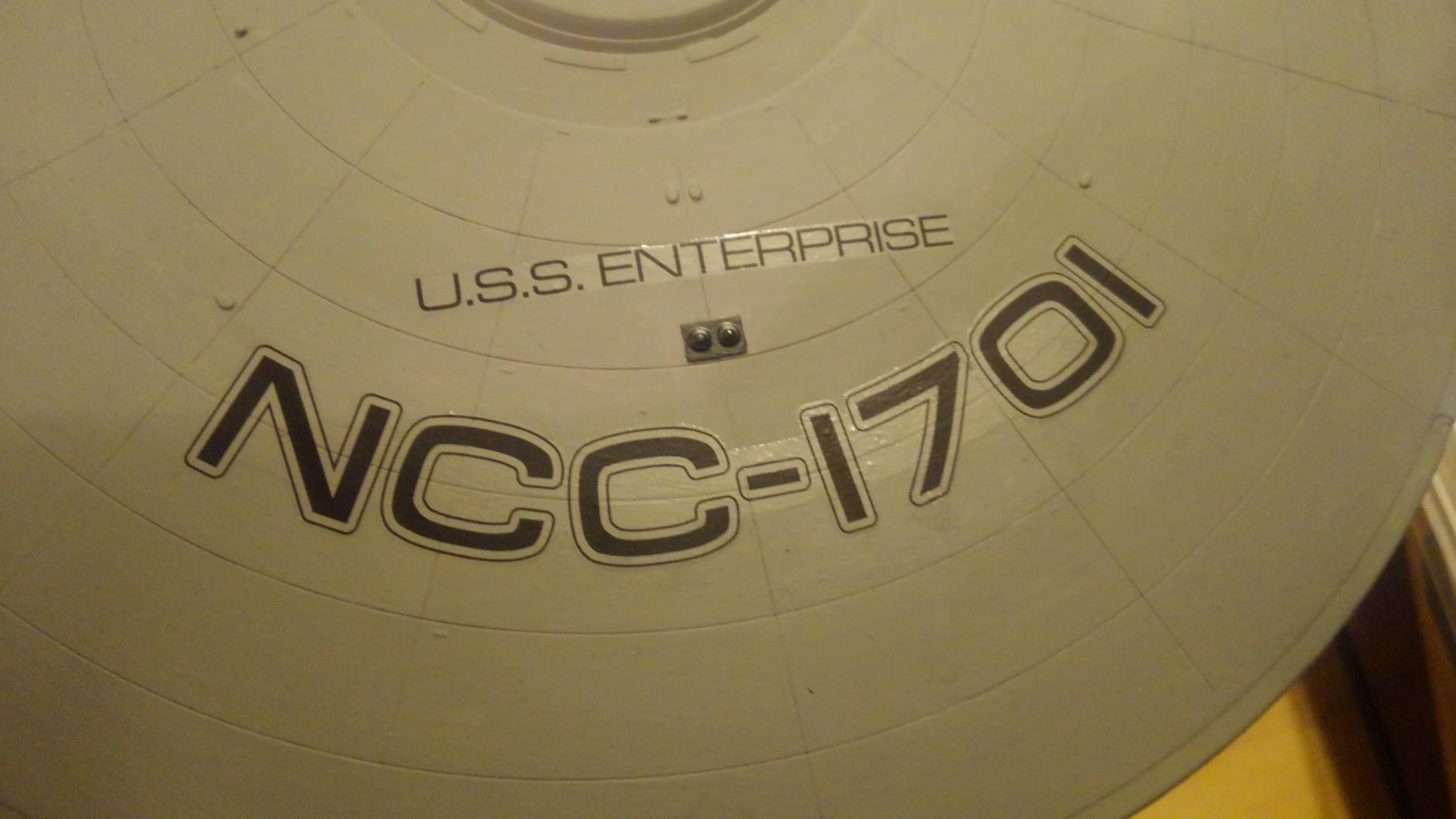 Revell 04882 U.S.S. Enterprise NCC-1701 INTO Darkness 1:500 Scale Unbuilt/Unpainted Plastic Model Kit customer photo 1
