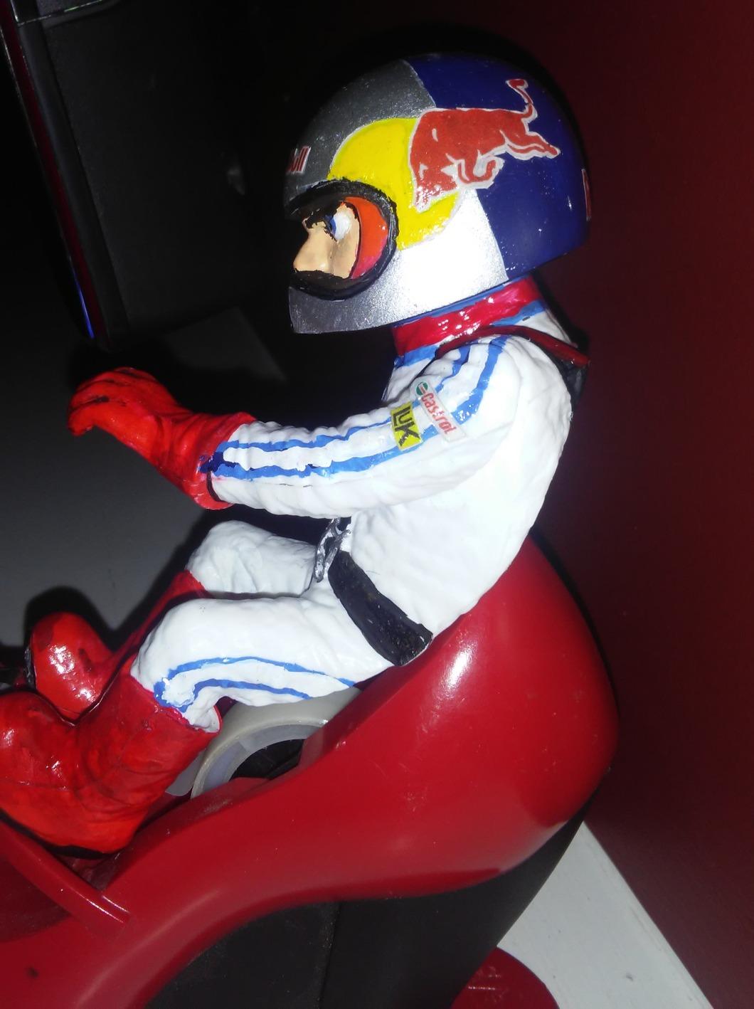 TAMIYA 300054496 Wr-02 Driver Figure Kit customer photo 1