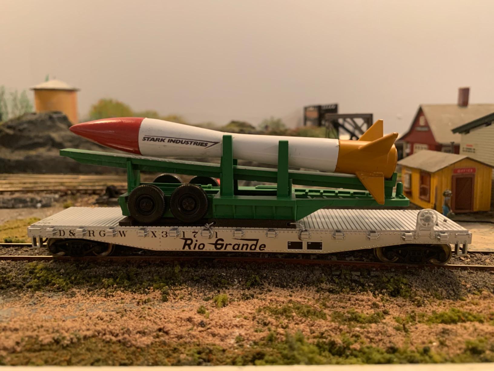 Walthers Trainline Flatcar-Ready to Run-Union Pacific(R) 931-1603 HO Scale Model Railroad - Freight Model customer photo 2