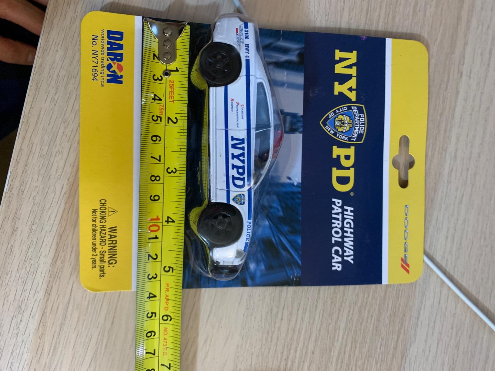 Daron NYPD Dodge Charger 1/43 Scale customer photo 1