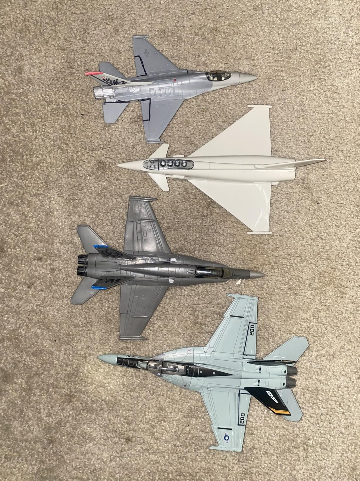 Airfix J6002 Quickbuild Eurofighter Typhoon 1:72 Scale Fighter Jet Plastic Model Kit customer photo 2