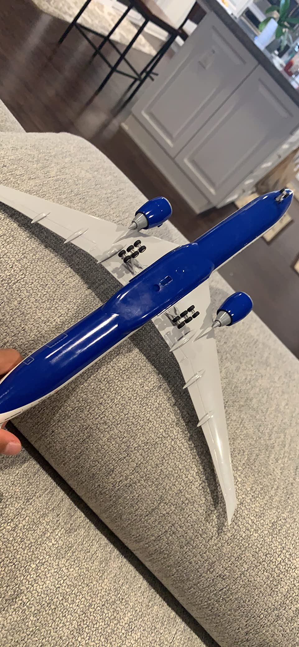 Daron Skymarks British Airways 777-300ER 1/200 with Gear Model Kit customer photo 2
