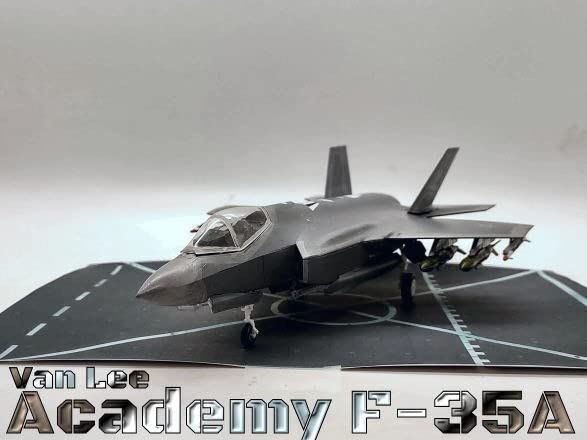 Academy 1/72 USAF F-35A Lightning II Model Kit customer photo 1