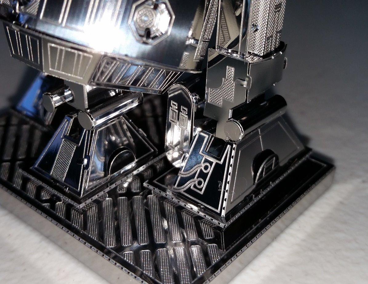Fascinations Metal Earth Star Wars R2D2 3D Metal Model Kit customer photo 2