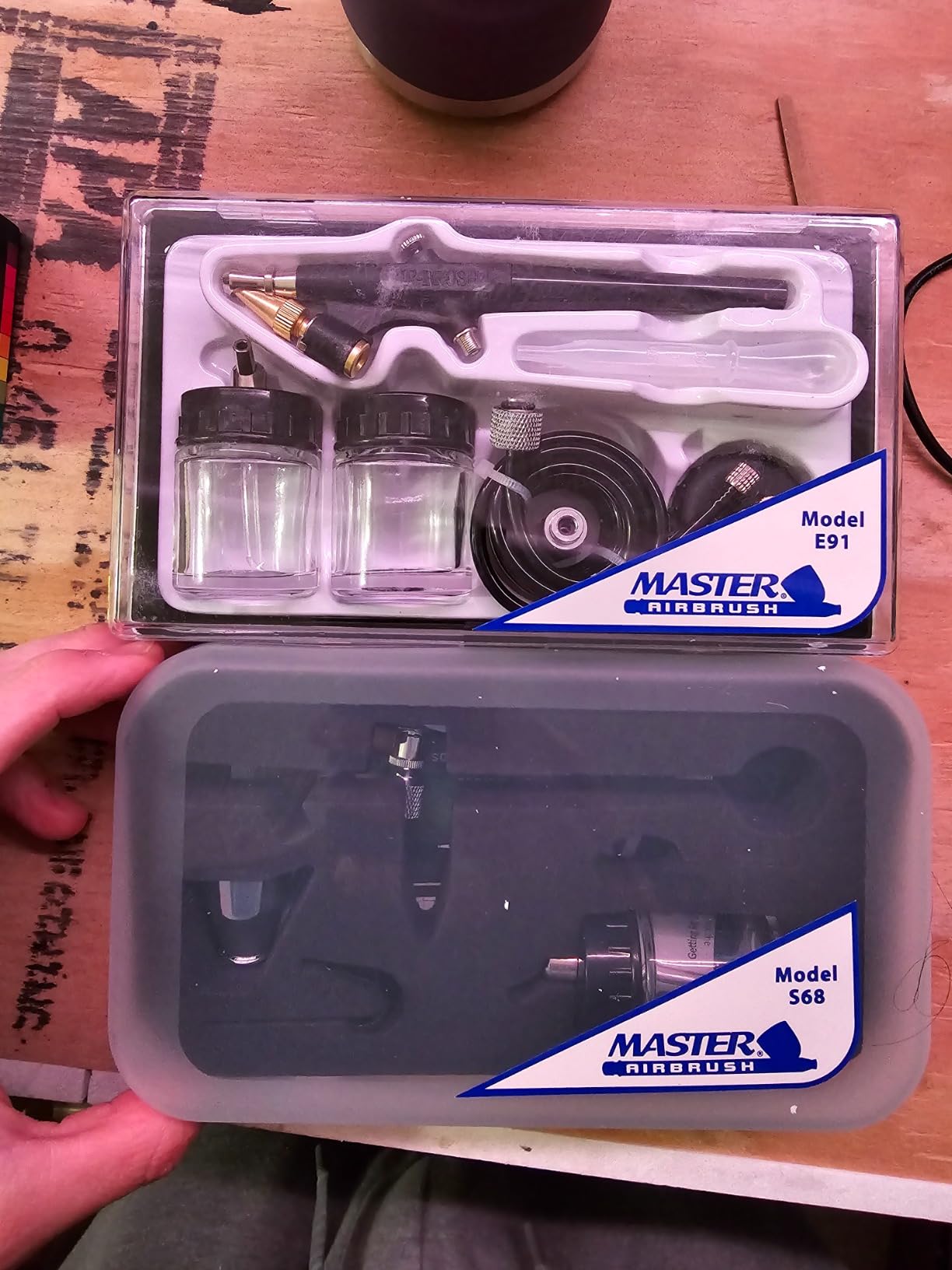 Master Airbrush Cool Runner II Airbrush Kit with Dual Fan Air Compressor, 3 Airbrushes, 6 Color Acrylic Paint Set, Cleaning Brushes & How-To Air Brush Manual, Gravity & Siphon Feed customer photo 1