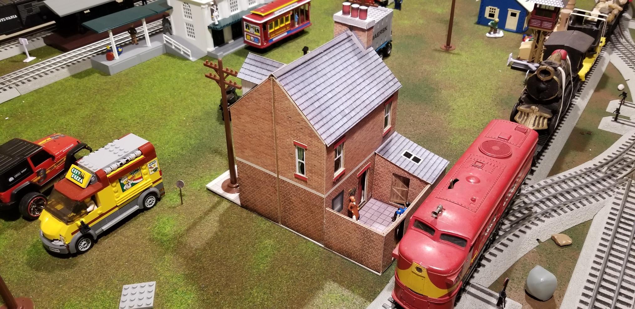The CityBuilder Row House Cardboard Model Making Kit - O Scale Model Railroad Building customer photo 1