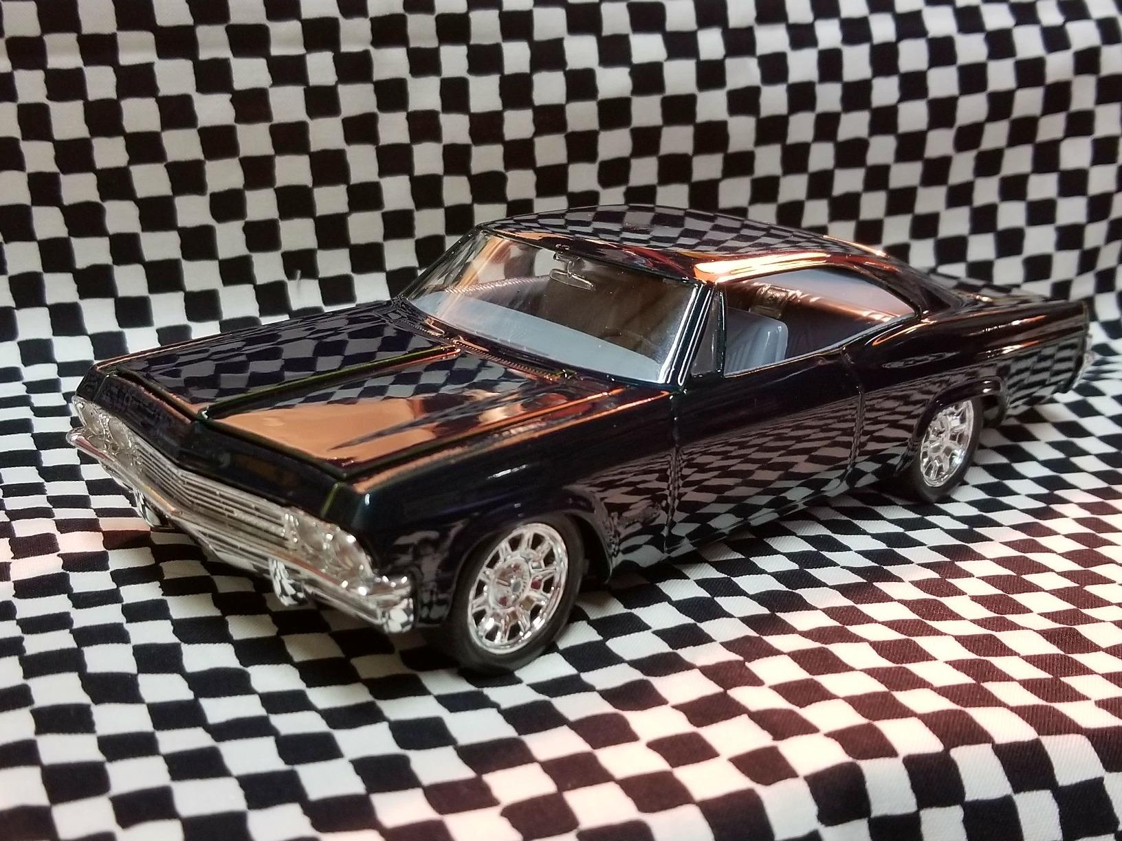 Revell '65 Chevy Impala Plastic Model Kit 1:25 Scale customer photo 1