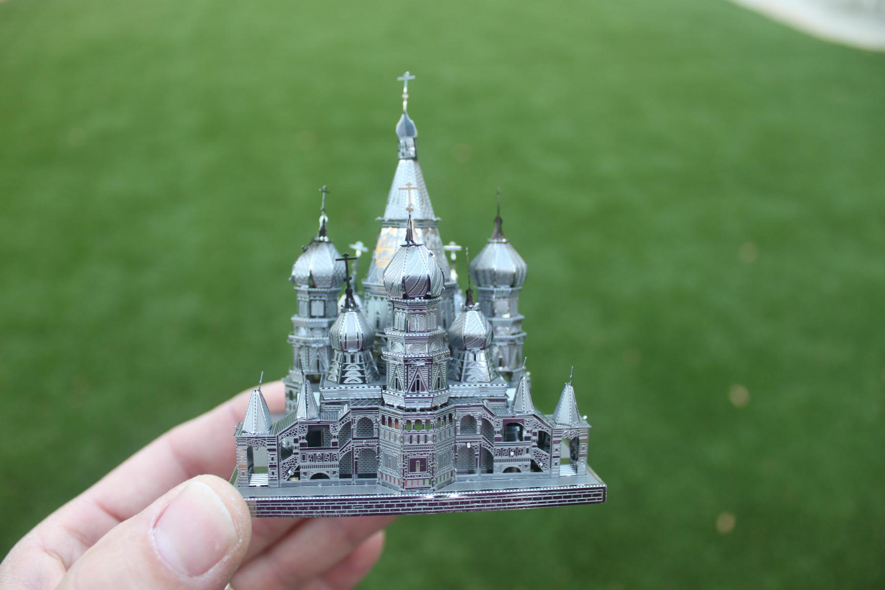 Premium Series Saint Basil's Cathedral 3D Metal Model Kit Fascinations customer photo 2