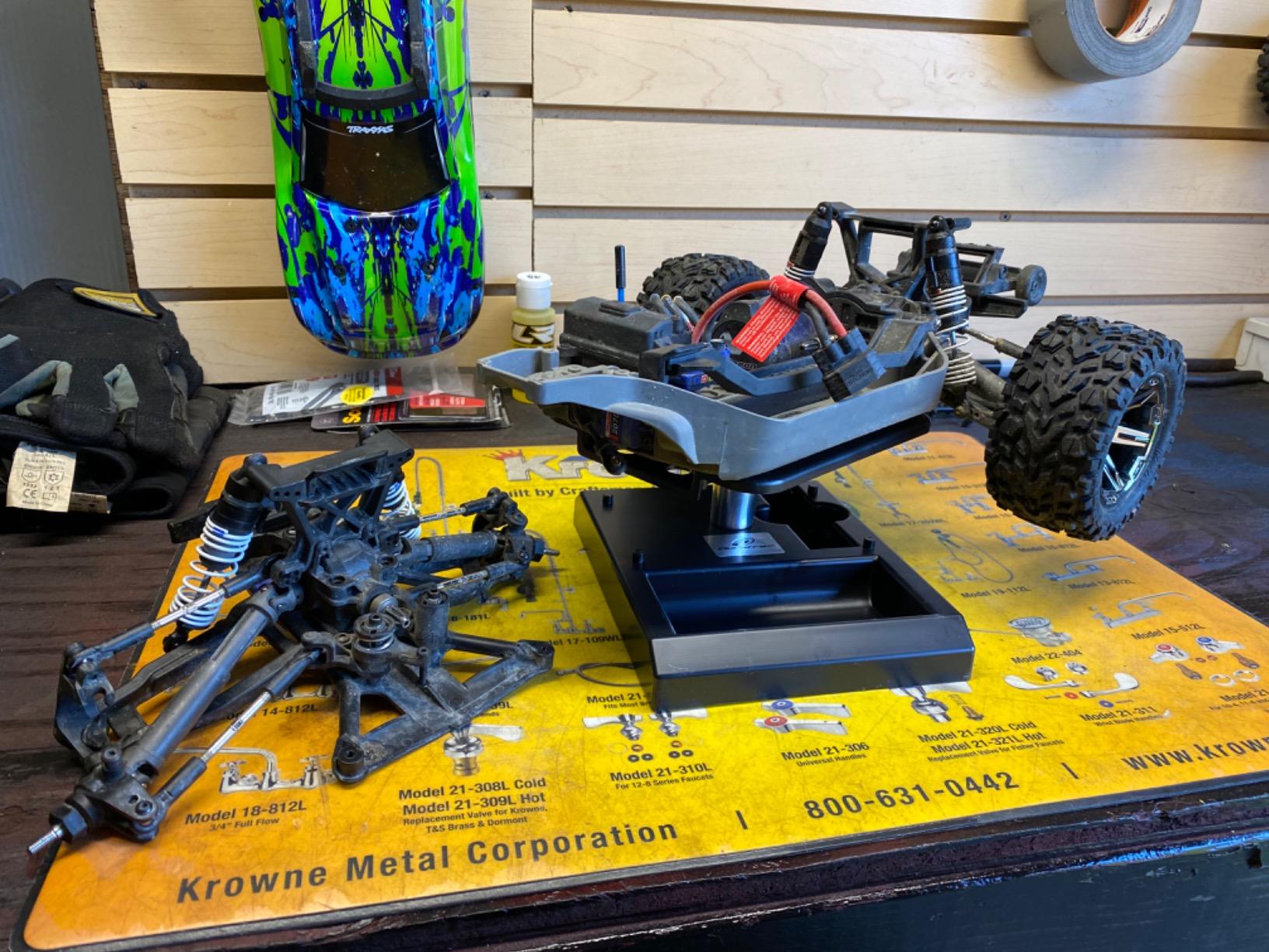 Duratrax Pit Tech Deluxe Car Stand Black DTXC2369 customer photo 1