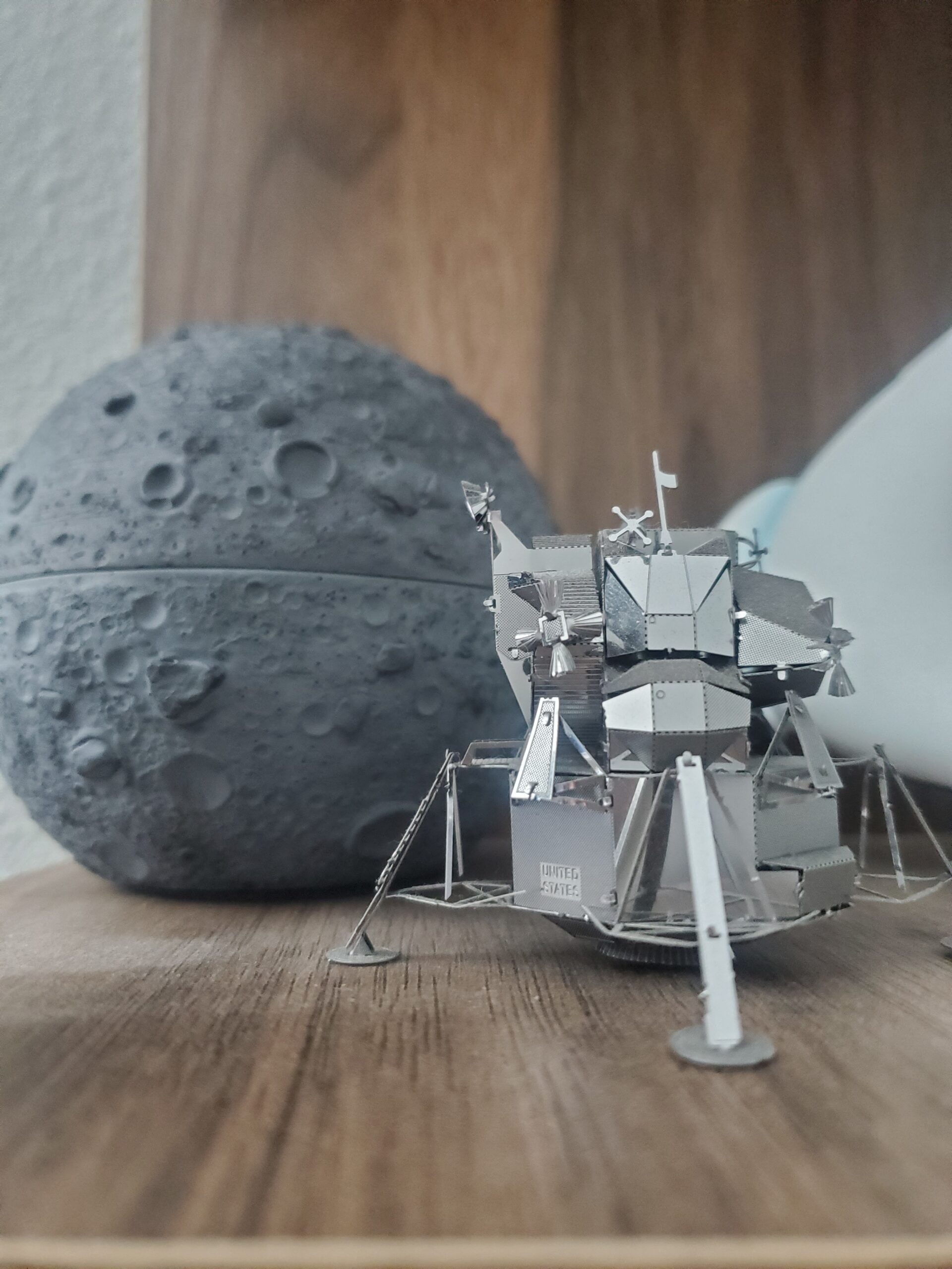 Metal Earth Apollo Lunar Module 3D Metal Model Kit Fascinations customer photo 2