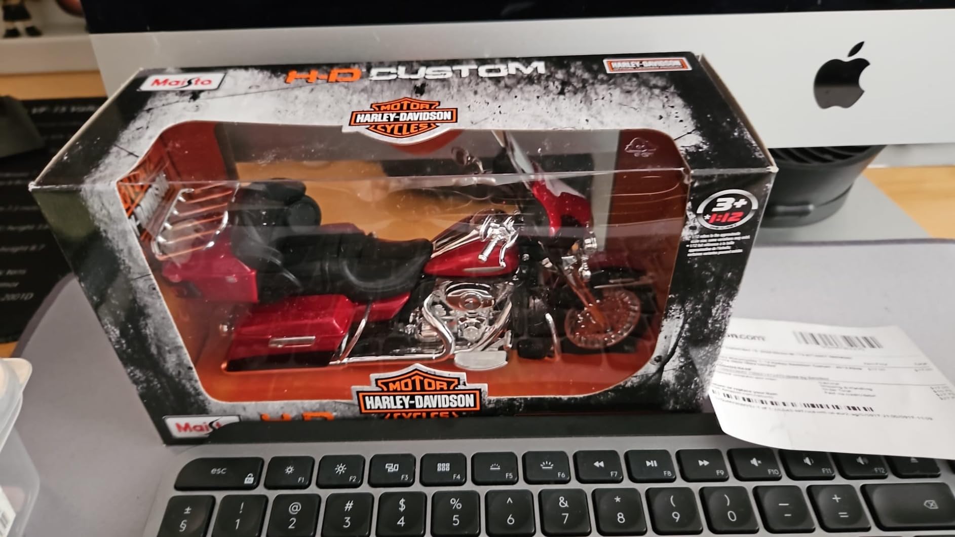 Maisto Motorcycles 1: 12 Harley-Davidson Custom - 2013 Flhtk Electra Glide Ultra Limited customer photo 2