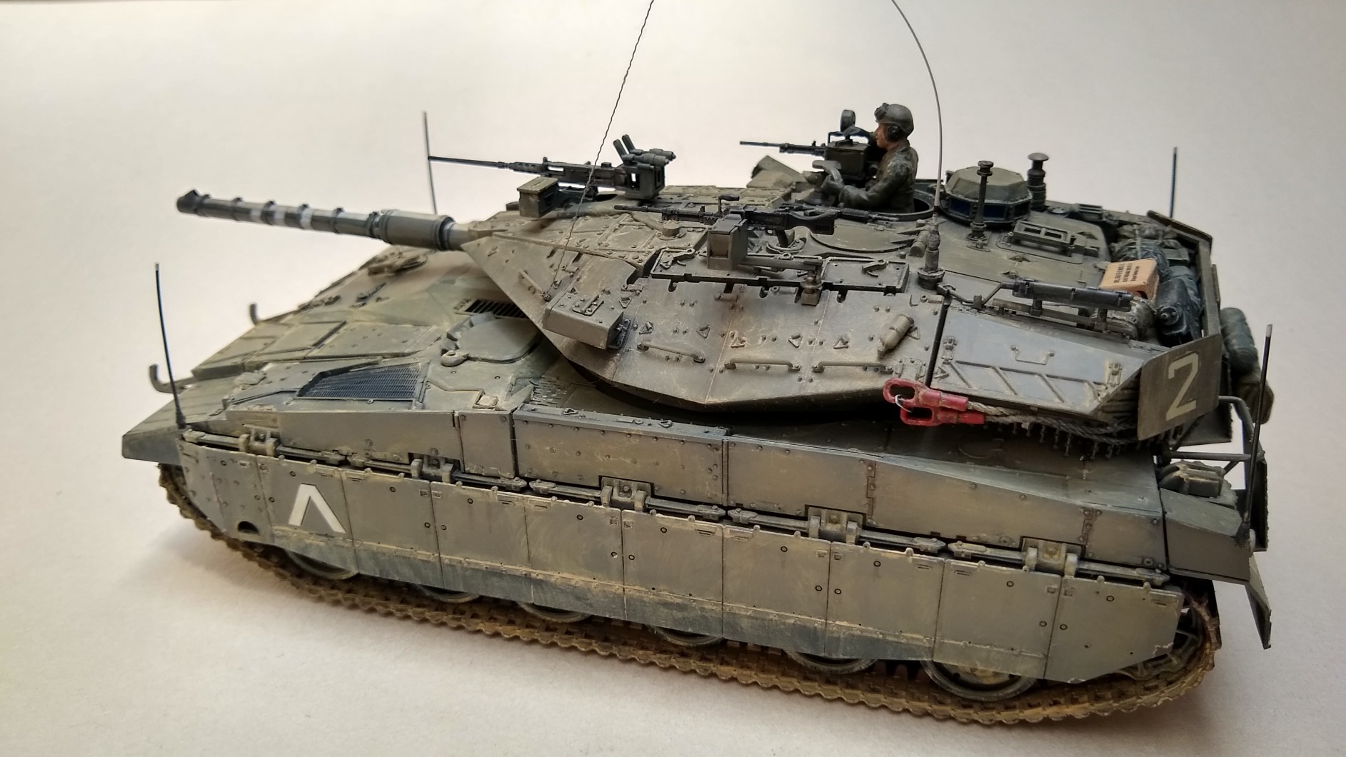 Academy 1/35 Merkava Mk.IID Mk 2D 13286 - Plastic Model Kits customer photo 1