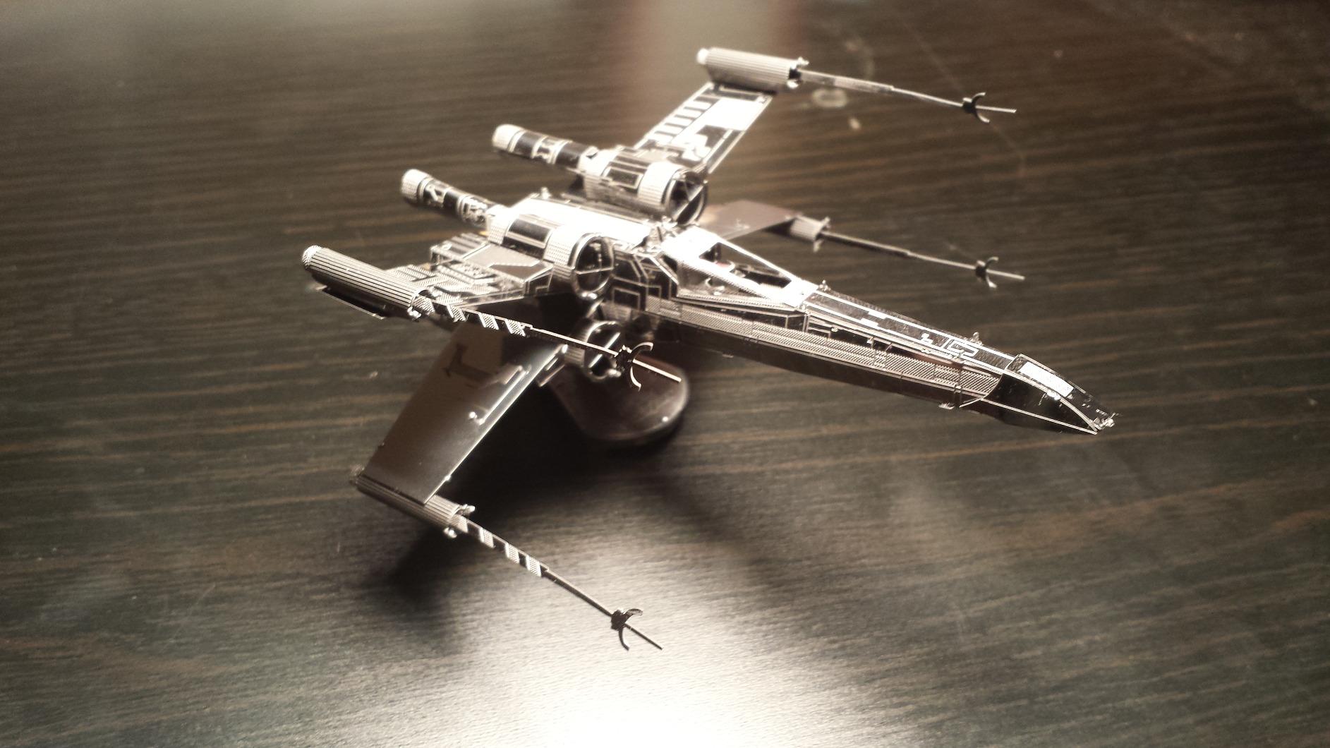 Star Wars X-Wing Fighter 3D Metal Model Kit Fascinations customer photo 2