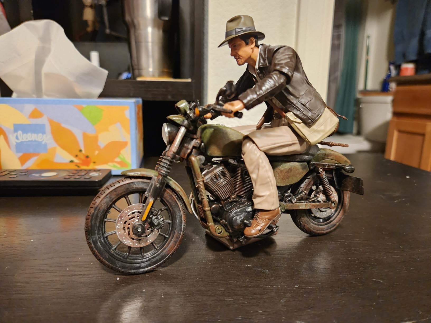 2014 Harley Davidson Sportster Iron 883 Motorcycle Model 1/12 by Maisto 32326 customer photo 1