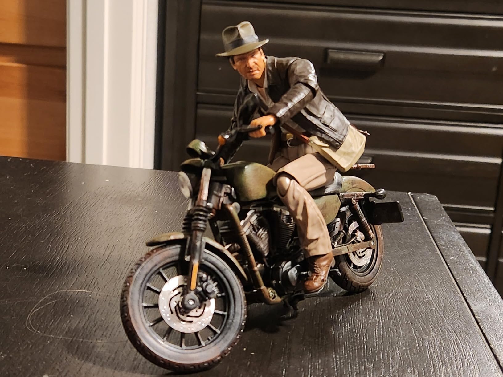 2014 Harley Davidson Sportster Iron 883 Motorcycle Model 1/12 by Maisto 32326 customer photo 2