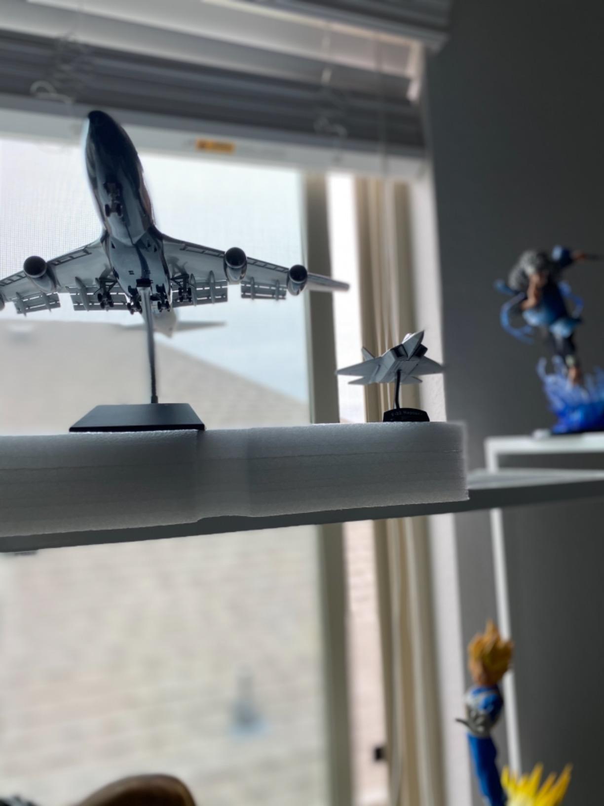 F-22 USAF Raptor Die-Cast Metal Model - 1:145 Scale Airplane with Display Stand, Highly Detailed Air Superiority Fighter Replica, 5.5