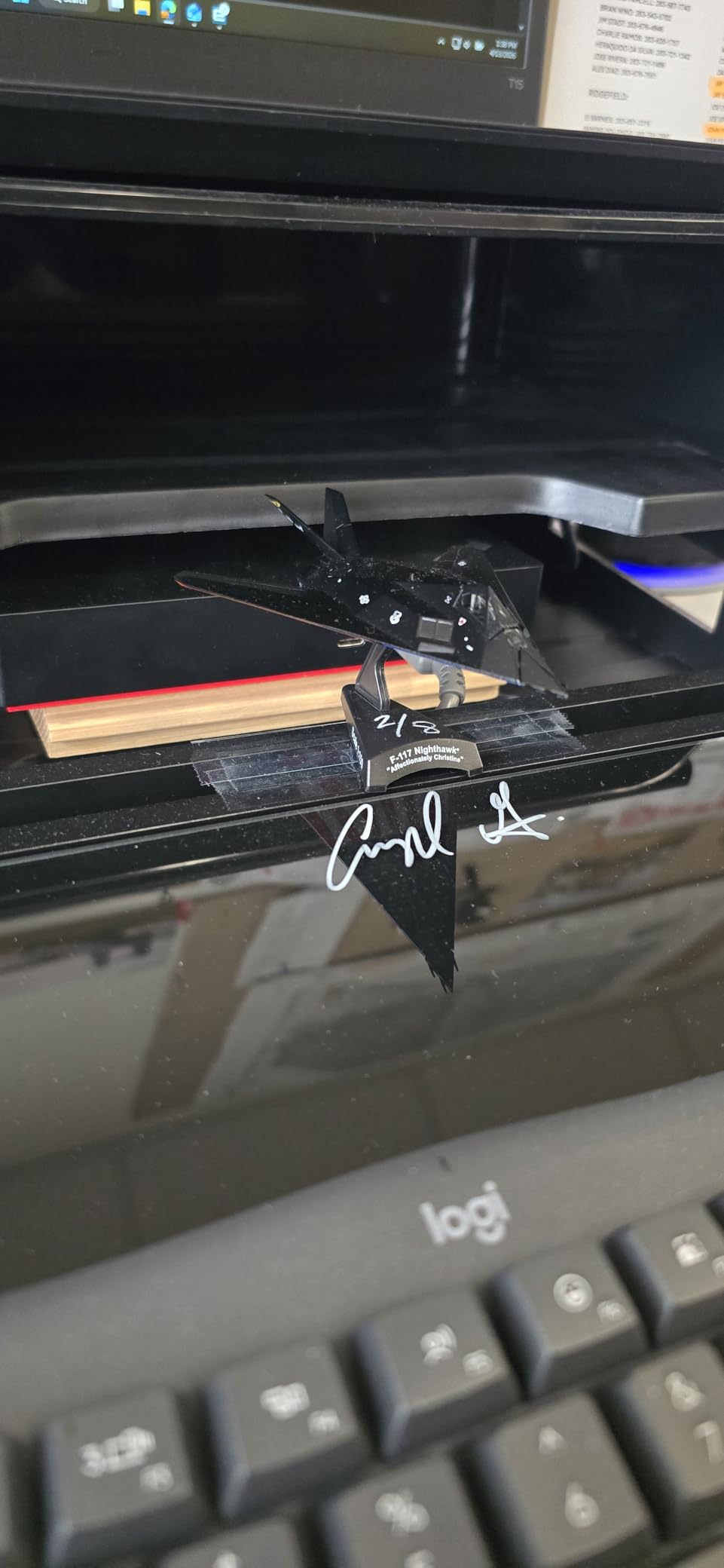 Daron Worldwide Trading F-117 Nighthawk 1:150 Vehicle , Black, Large customer photo 1
