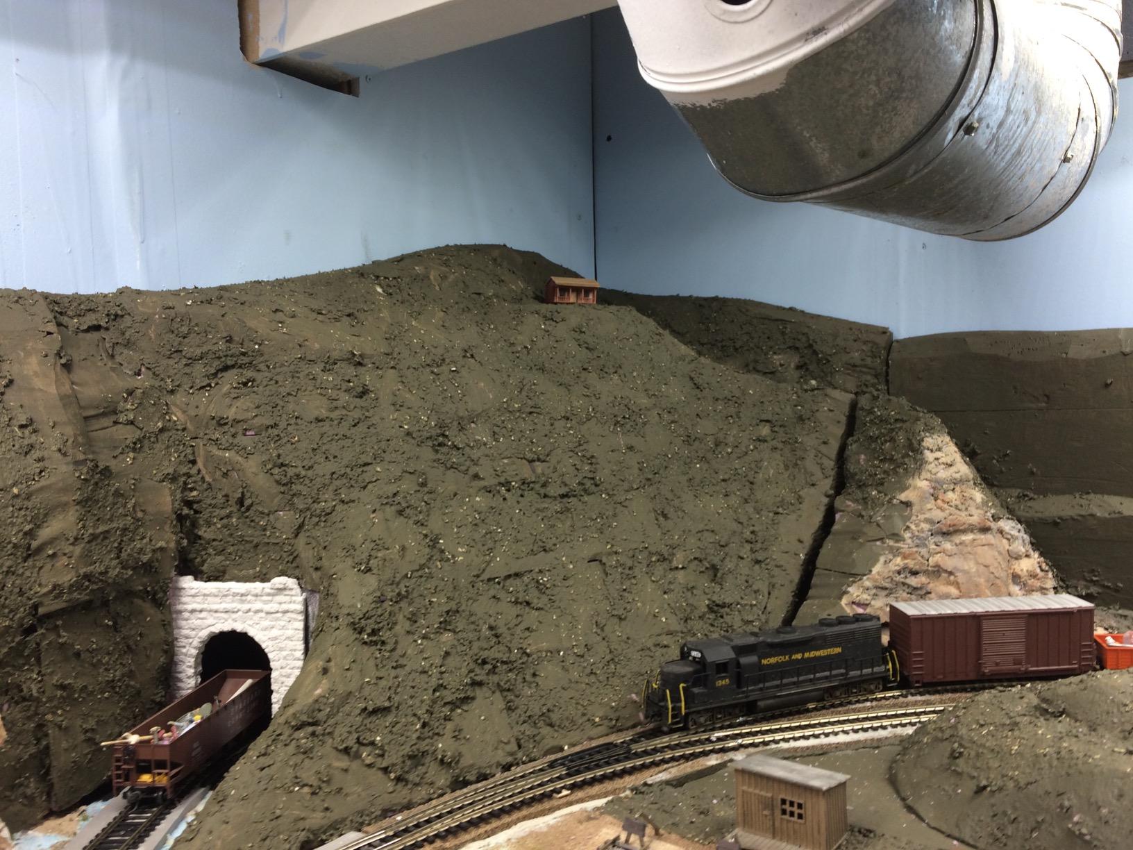 N Scale Laser Cut Log Cabin - Model Train Kit customer photo 1