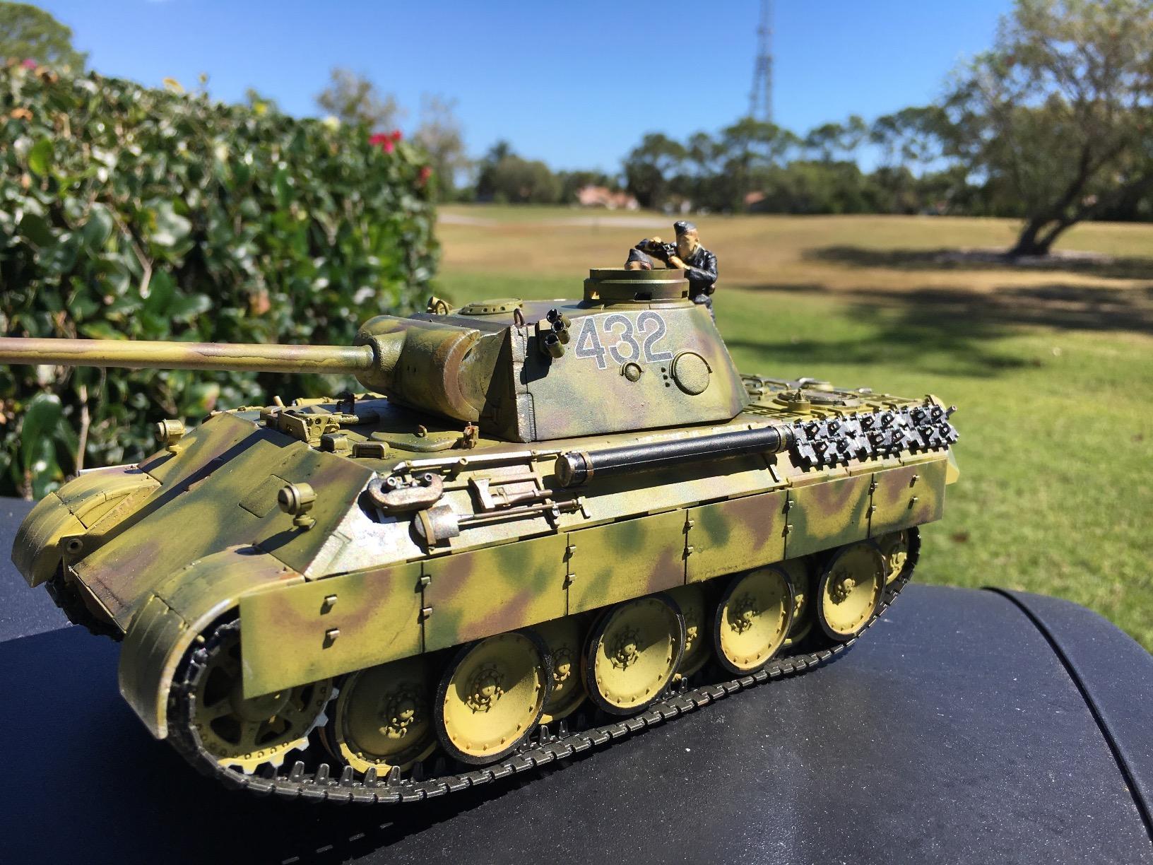 Tamiya Models Pz.Kpfw Panther Ausf. D Military Vehicle Building Kit (Sd.Kfz.171) customer photo 1