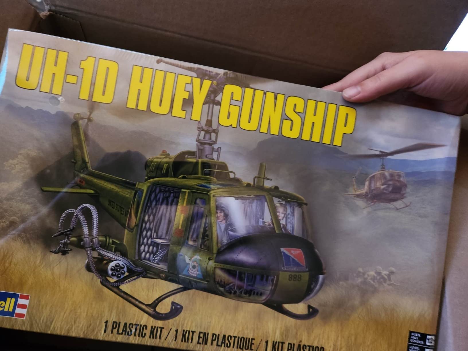 Revell UH-1D Huey Gunship Model Kit customer photo 2