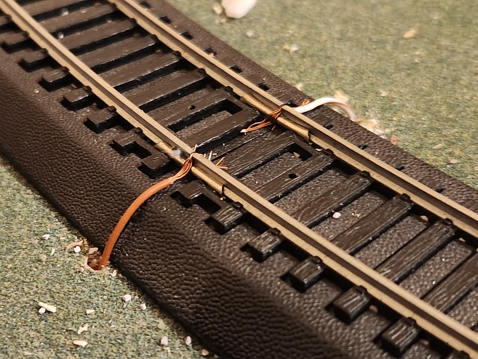 Walthers SceneMaster Grade Crossing Signal Controller 949-4359 HO Scale customer photo 2