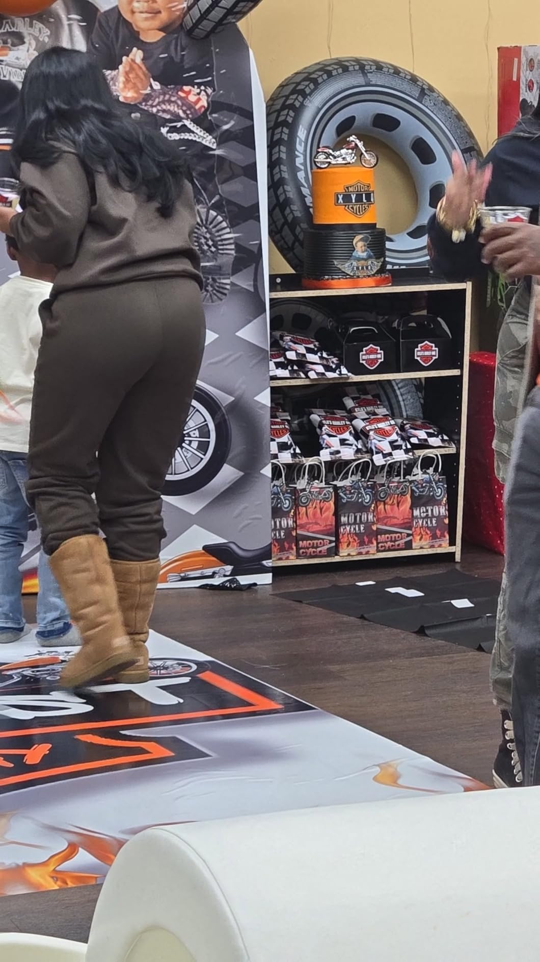 2014 Harley Davidson CVO Breakout Motorcycle Model 1/12 by Maisto customer photo 2