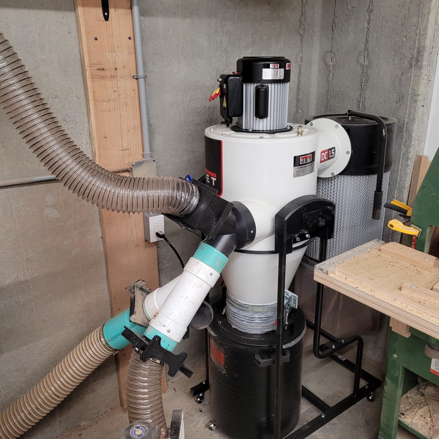 JET Cyclone Dust Collector, 2-Micron Filter, 1-1/2 HP, 115V 1Ph (JCDC-1.5) customer photo 1