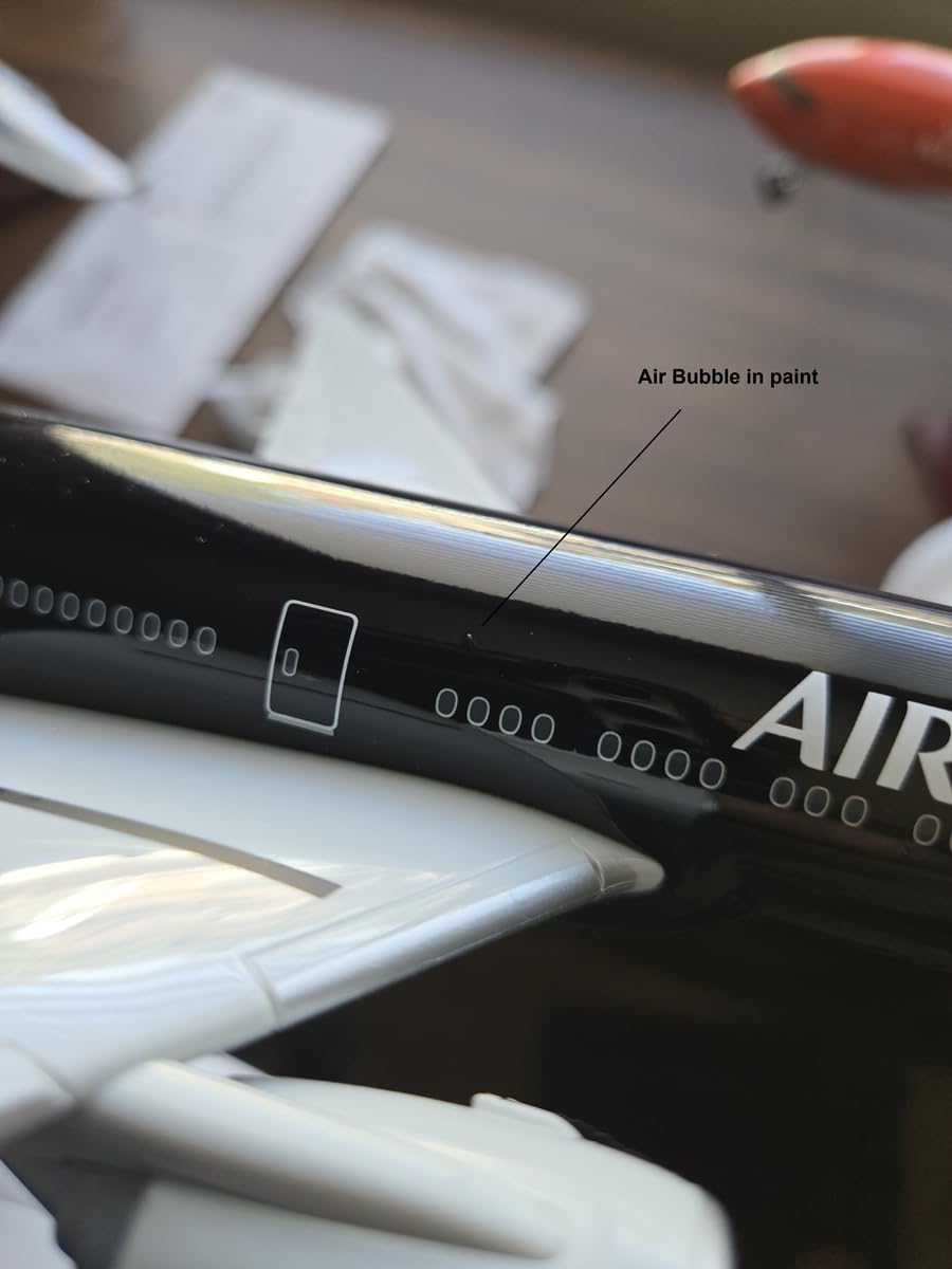 Herpa Snap-Fit Model Airplane KLM Boeing 777 300ER, Miniature in Scale 1:200, Collector's Item, Model with Stand, Plastic customer photo 2