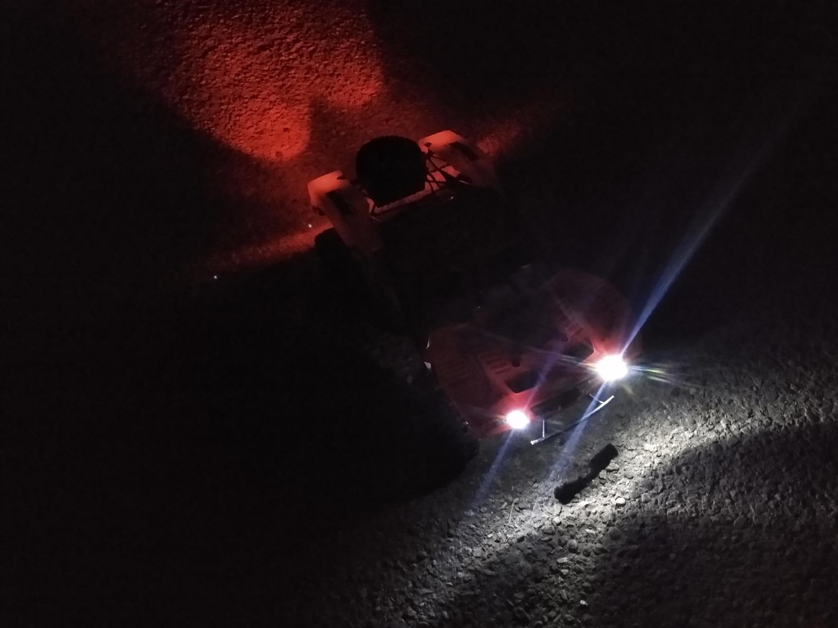 Apex RC Products 4 LED Headlight/Taillight Kit w/Bezels - Universal for 1/10 Scale RC Models 9012 customer photo 1