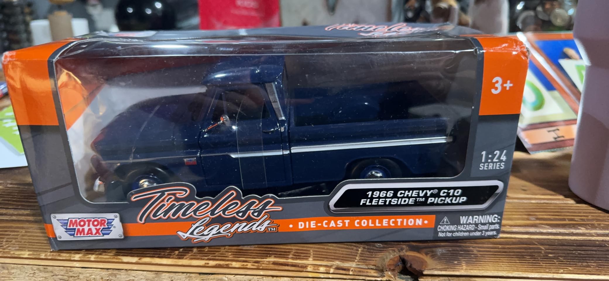 1966 Chevy C10 Fleetside Pickup Truck, Dark Blue - Motormax 73355 - 1/24 Scale Diecast Model Toy Car customer photo 2