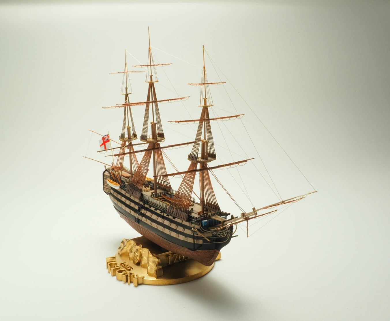 Revell of Germany 05819 HMS Victory Building Kit (80-5819) customer photo 1