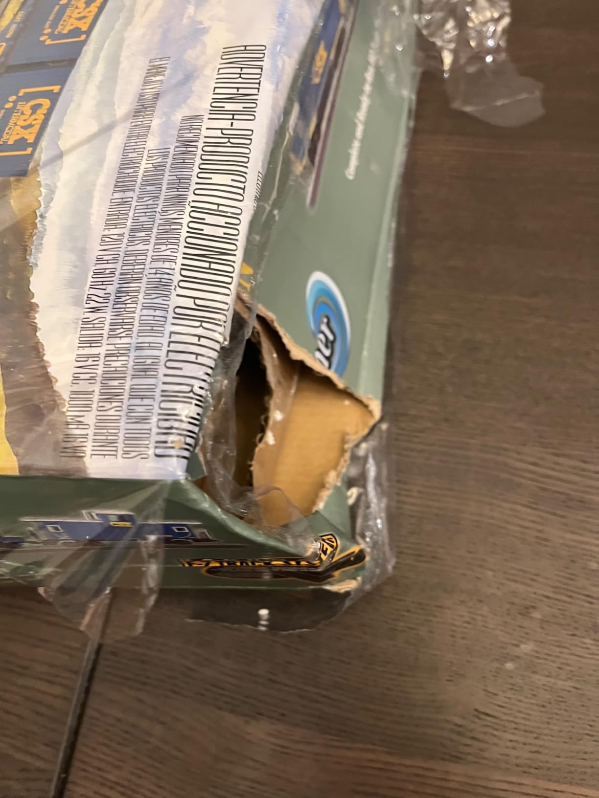 Bachmann Trains - Coastliner Ready To Run Electric Train Set - HO Scale customer photo 1