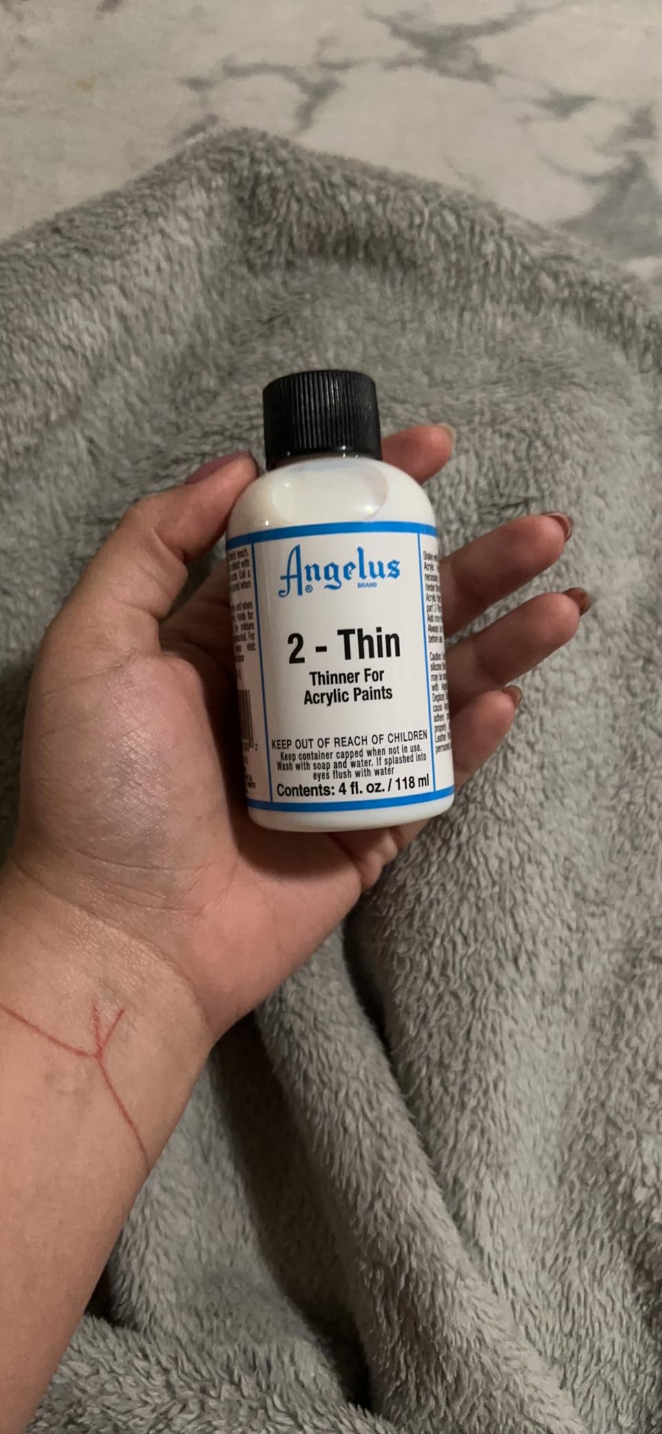 Angelus 2-Thin Acrylic Paint Thinner, 4 fl oz - Ideal for Thinning Acrylic Paints for Airbrush and other Acrylic Applications customer photo 1