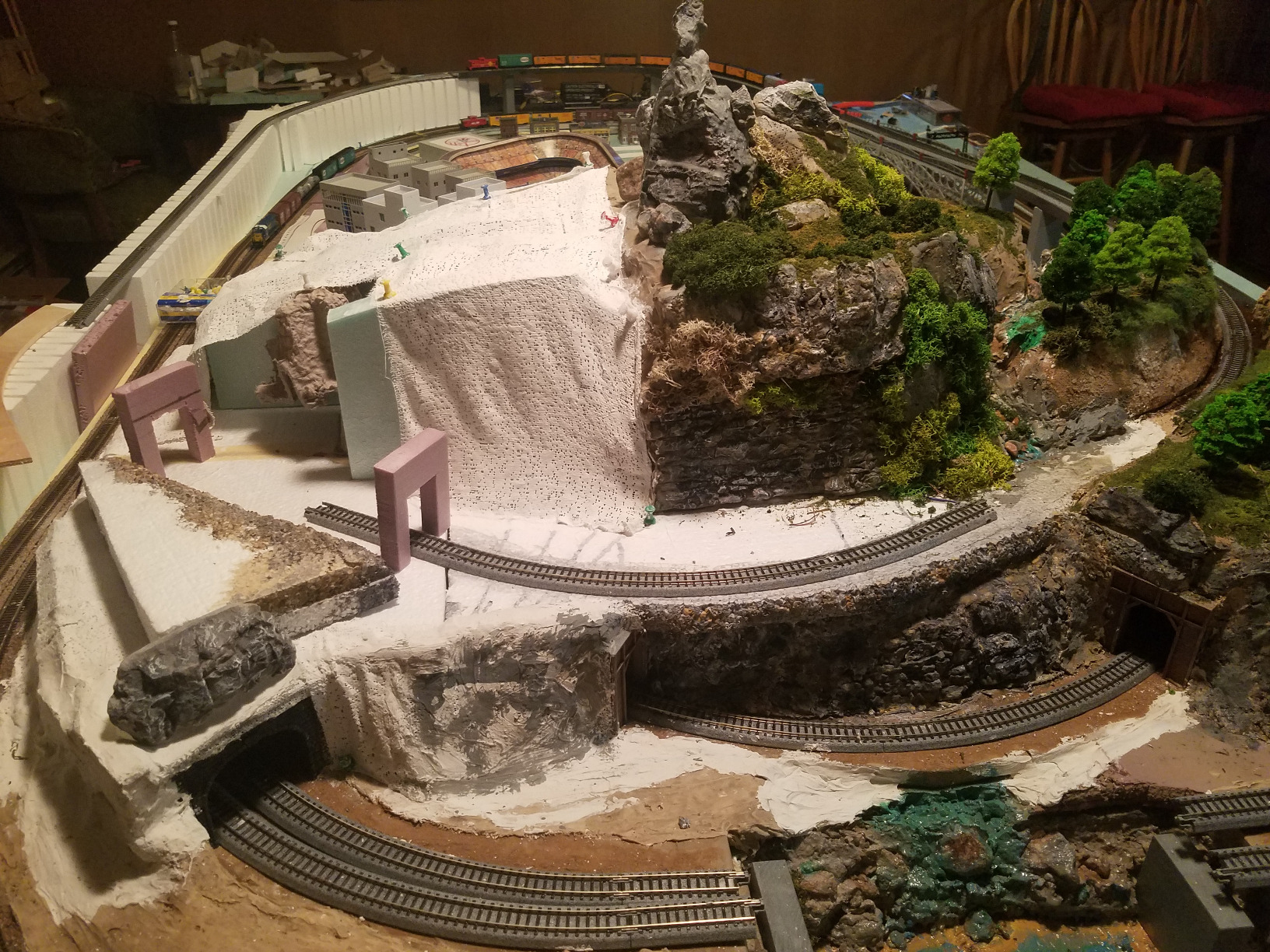 Woodland Scenics WC1248 Universal Rubber Mould Rock Wall (L x W) 266 mm x 127 mm customer photo 2