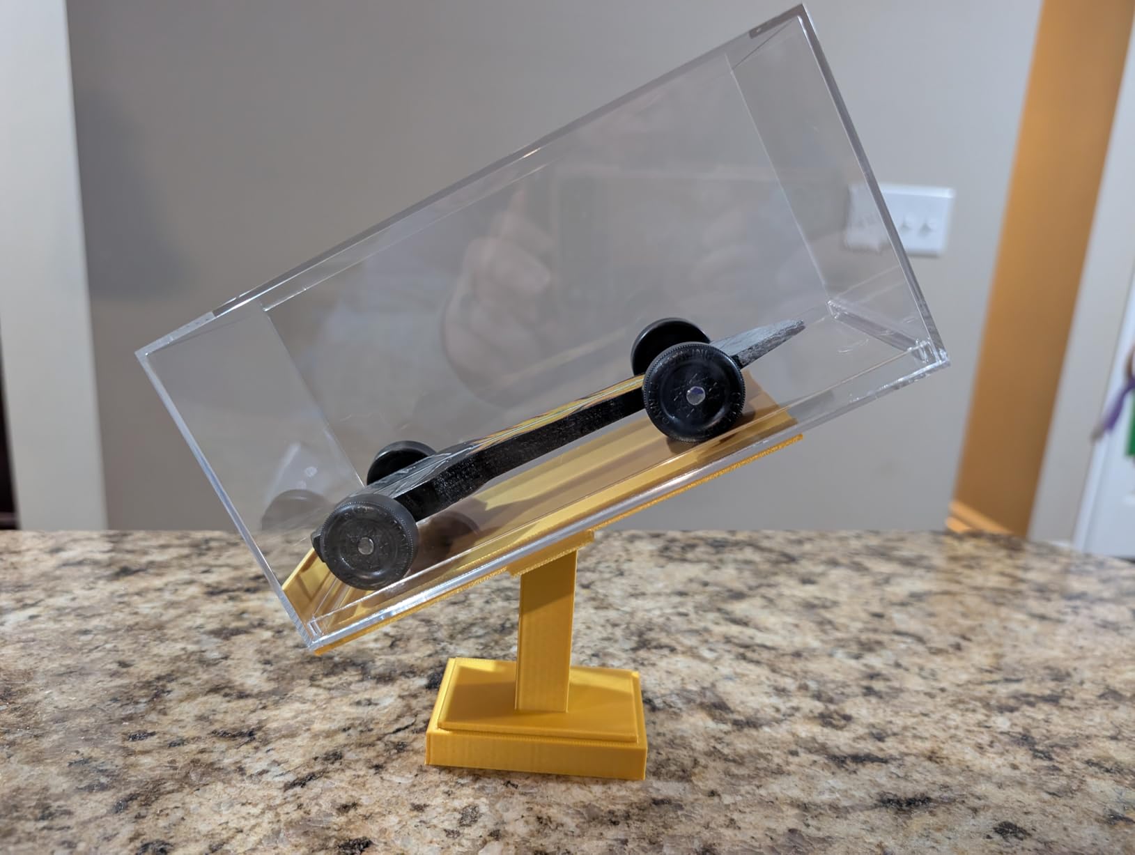 Pioneer Plastics 083C Clear Plastic Display Case for 1:32 Scale Cars, 8