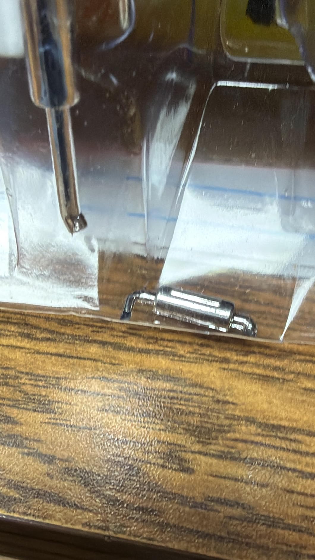 New-Ray 16643 Newray 1: 43 Long Haul Trucker - International Lonestar Flatbed with Forklift & Pallets, White,unisex-children customer photo 2