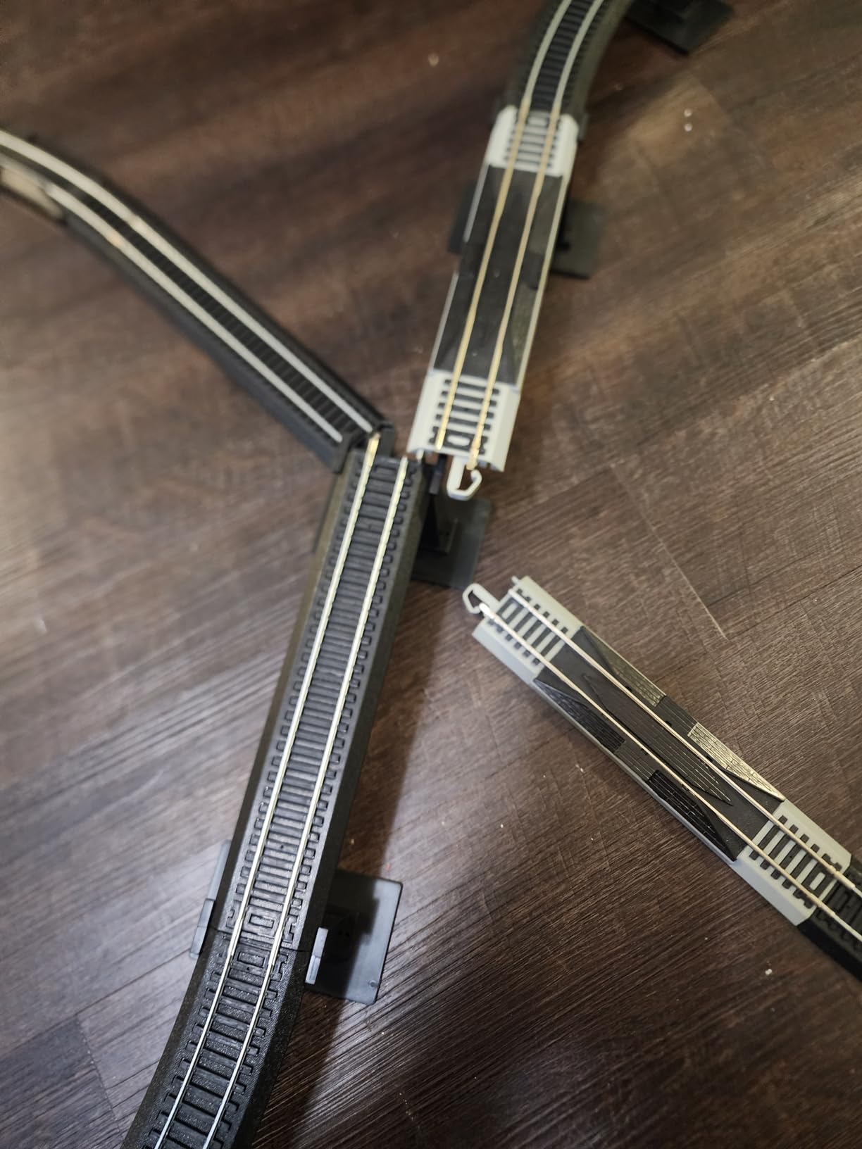 Bachmann Trains Snap-Fit E-Z TRACK E-Z TRACK OVER-UNDER FIGURE 8 TRACK PACK - Steel Alloy Rail With Black Roadbed - HO Scale customer photo 5