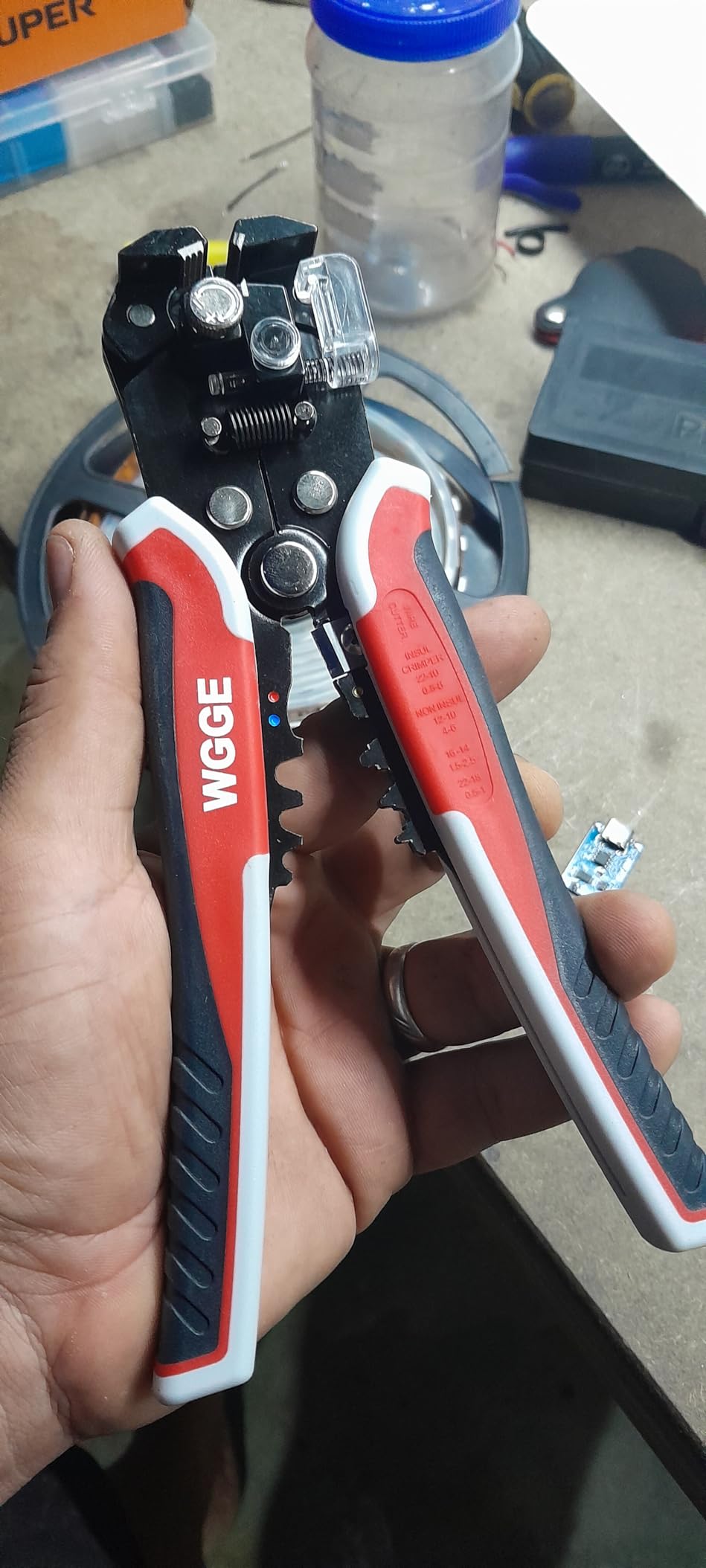 WGGE WG-014 Self-Adjusting Insulation Wire Stripper. For stripping wire from AWG 10-24, 3 in 1 Automatic Wire Stripping Tool/Cutting Pliers Tool, Automatic Strippers with Cutters & Crimper 8