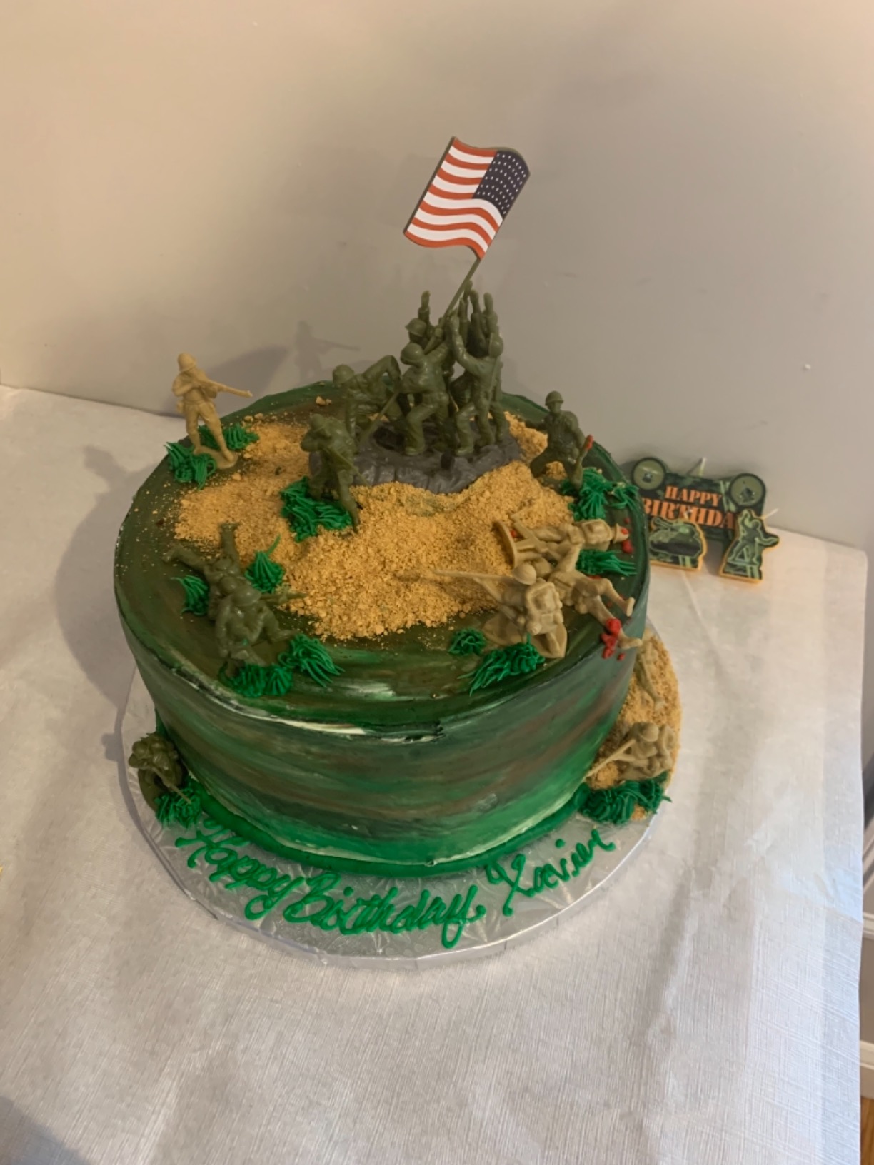 BMC WW2 Iwo Jima Plastic Army Men - 32 American and Japanese Soldier Figures customer photo 2