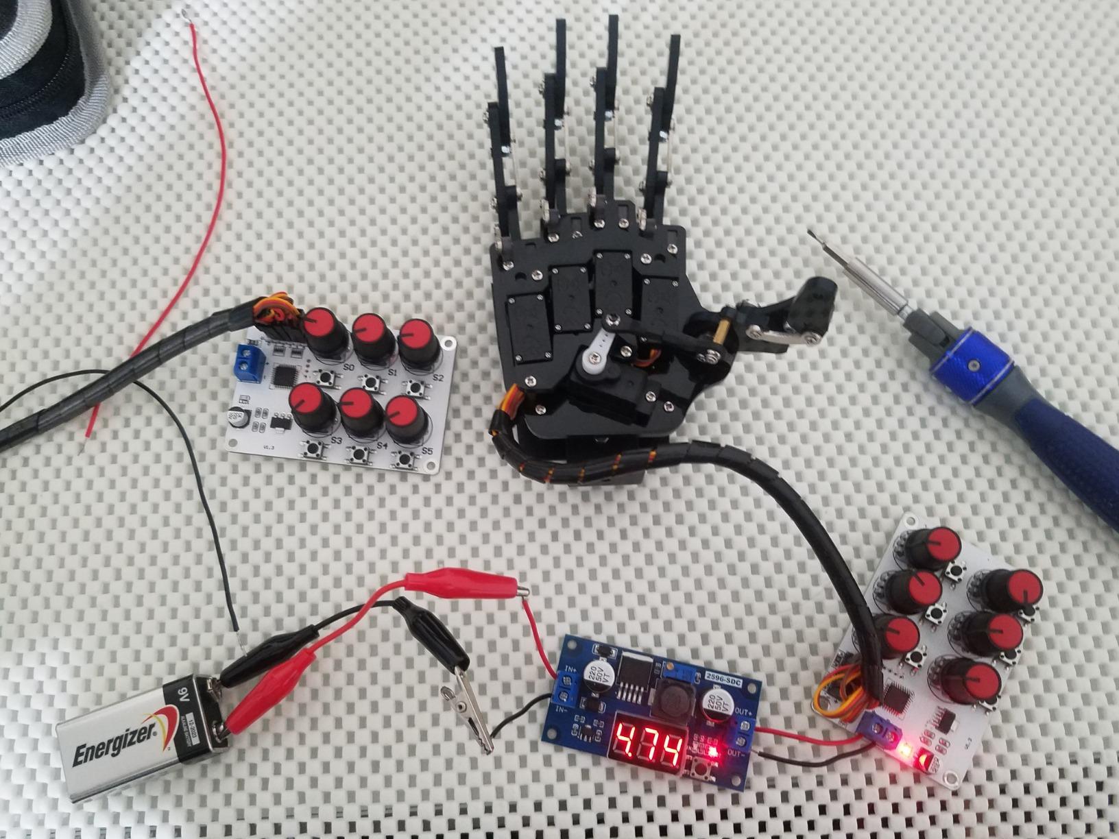 RC Digital Servo Tester 6 Channels Motor Servo Controller Centering Tool with Over-Current Protection & 2 Control Modes for RC Car Airplane Robots Tester Tool customer photo 1