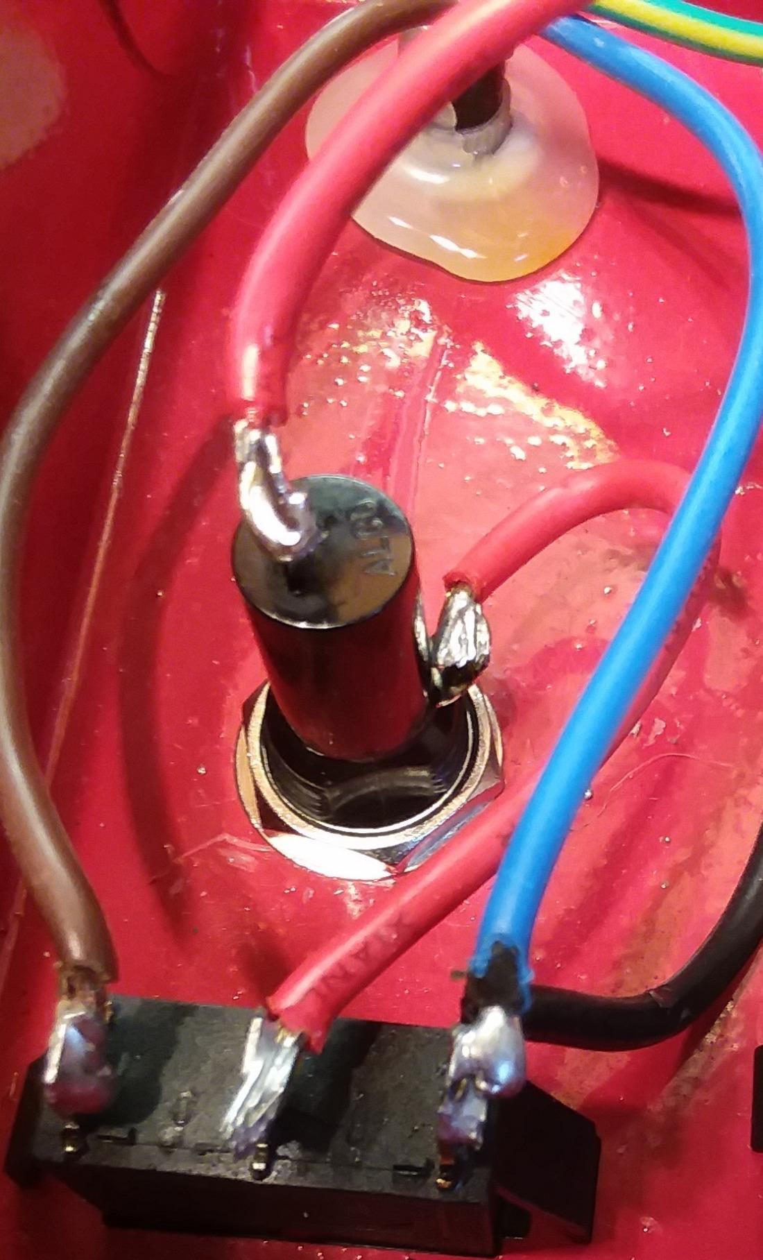 YaeCCC 2000VA Variable Transformer Voltage Regulator Transformer Converter Auto Variable,20Amp Variable Transformer,110V Input 0-130V Output AC Voltage Regulator,4 Extra Fuses customer photo 2