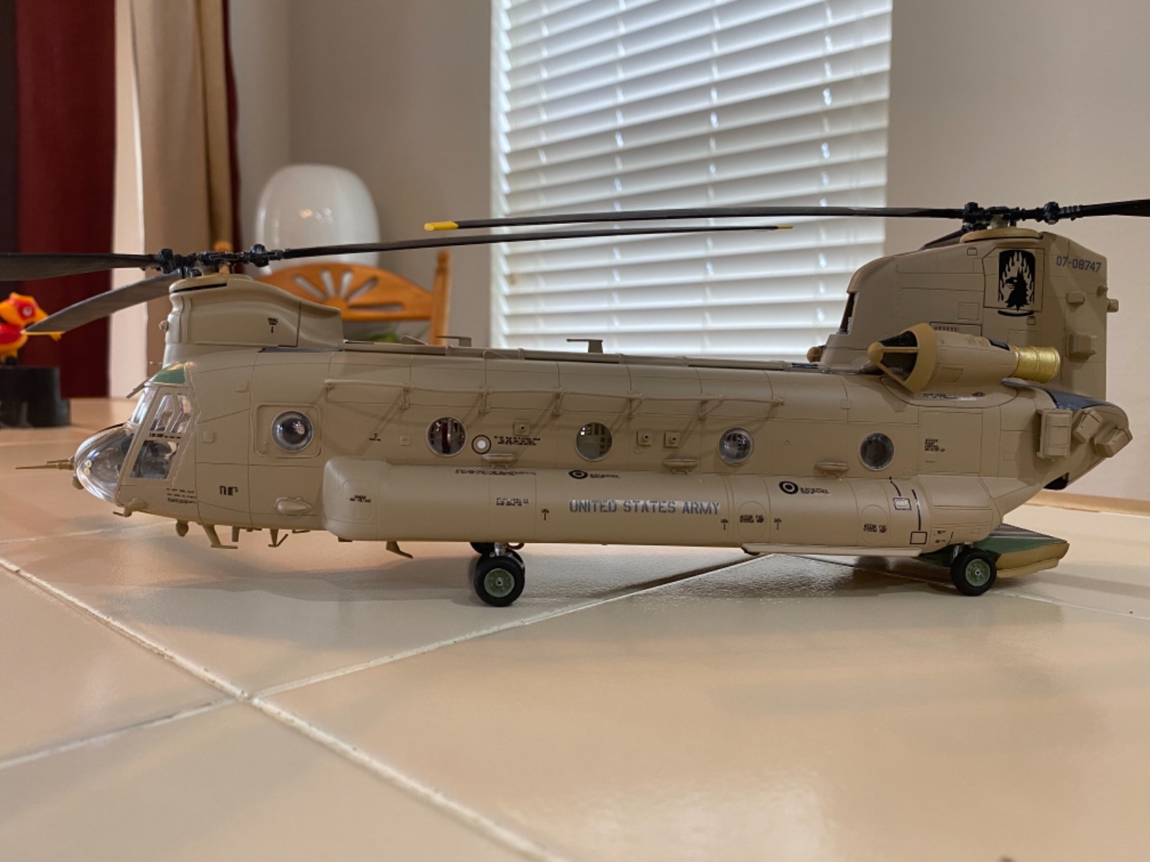 Italeri 2779 Chinook HC.1/CH-47D, 1: 48 customer photo 1