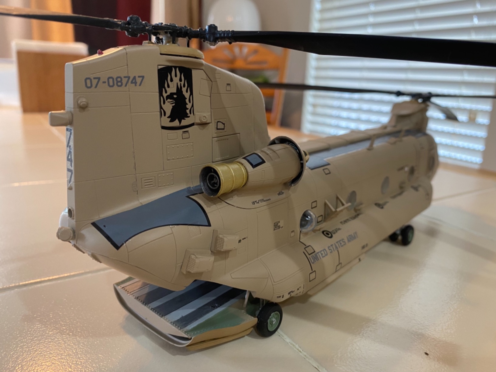 Italeri 2779 Chinook HC.1/CH-47D, 1: 48 customer photo 2